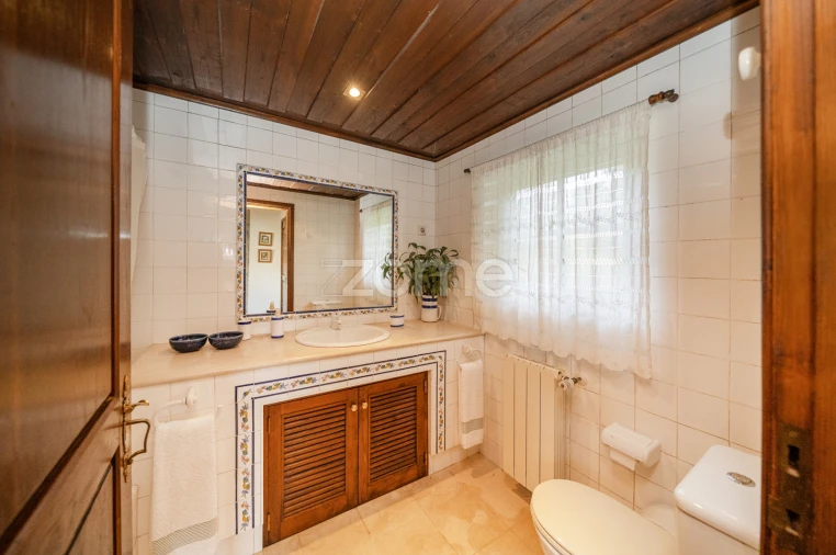 Quinta T6 para Venda em Mentrestido Foto 59