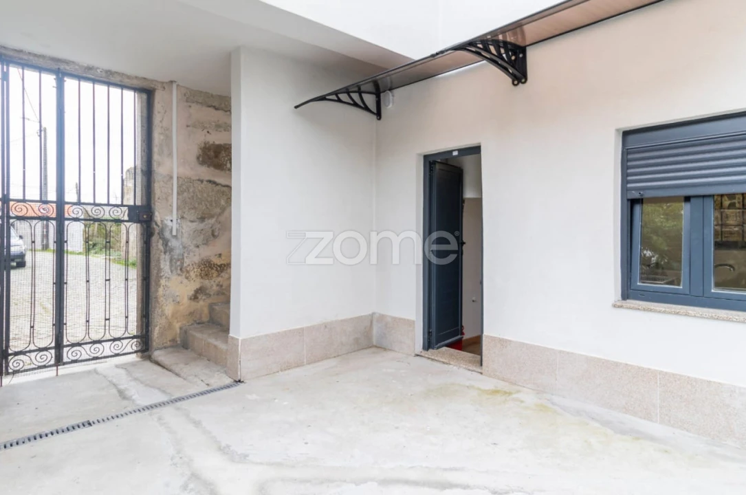 Prédio para Venda em Gondomar (São Cosme), Valbom e Jovim Foto 6