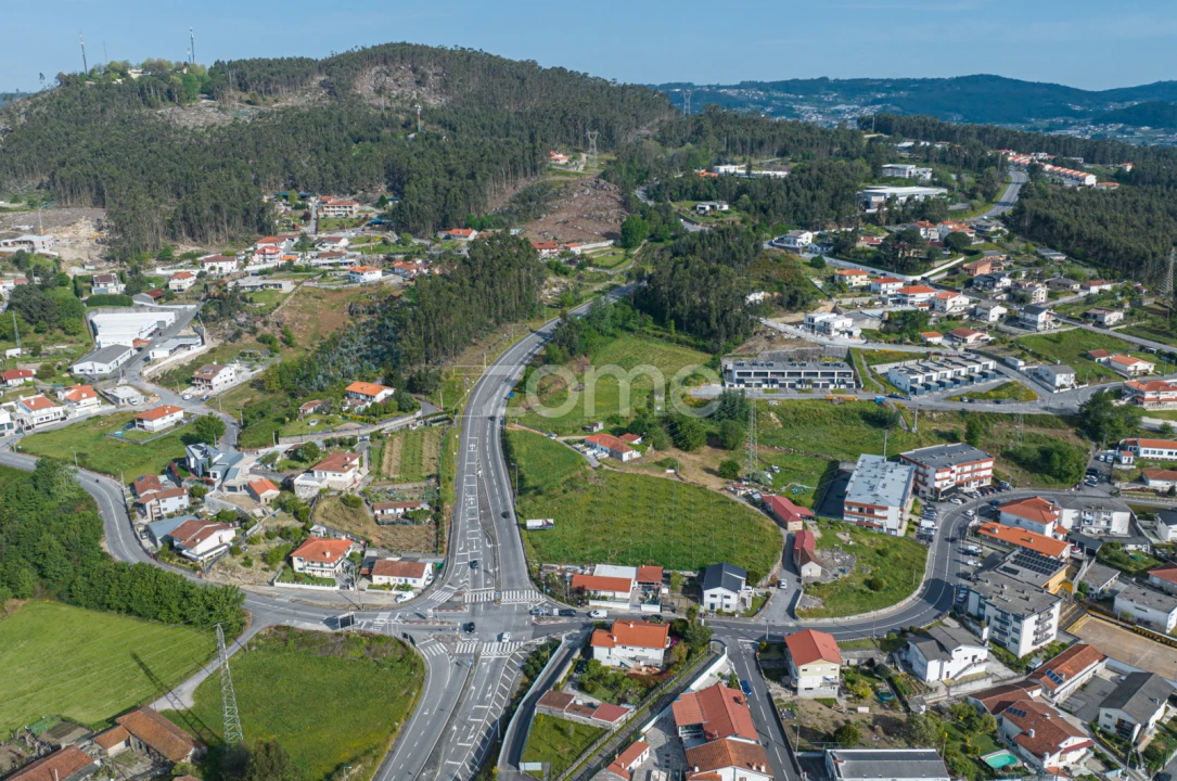 Moradia T1 para Venda em Oliveira (Santa Maria) Foto 15