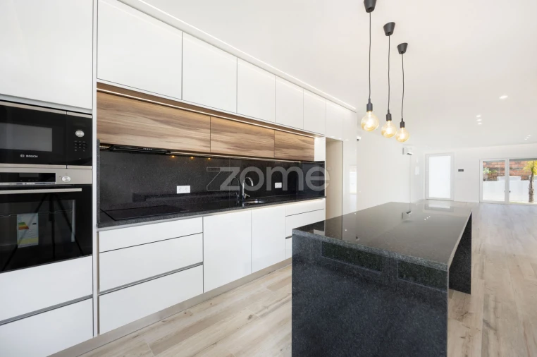 Moradia T3 para Venda em Santa Eufémia e Boa Vista Foto 13