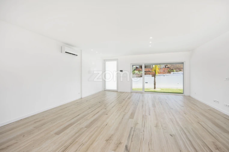 Moradia T3 para Venda em Santa Eufémia e Boa Vista Foto 5