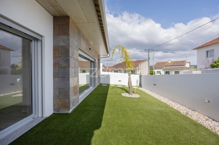 Moradia T3 para Venda em Santa Eufémia e Boa Vista Foto 6