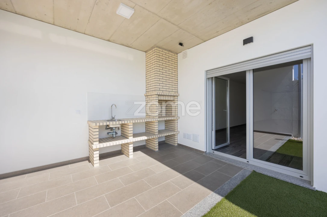 Moradia T3 para Venda em Santa Eufémia e Boa Vista Foto 19