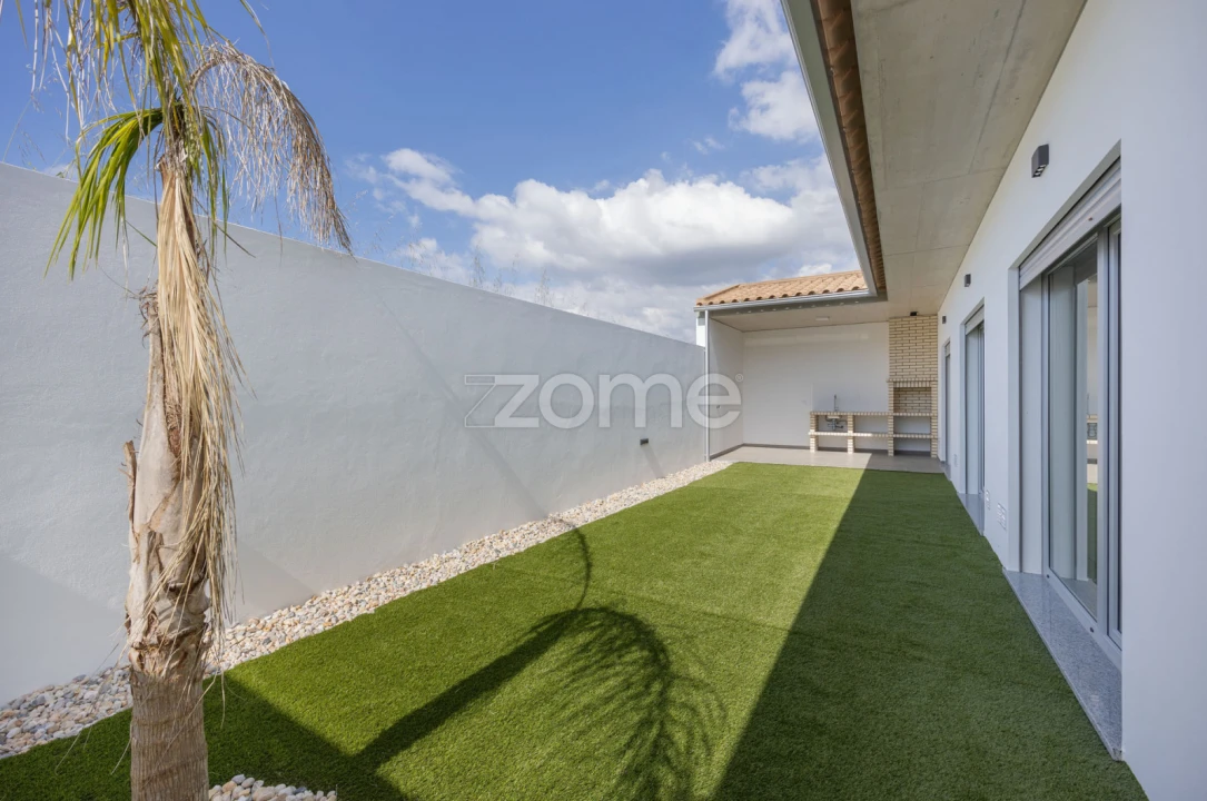 Moradia T3 para Venda em Santa Eufémia e Boa Vista Foto 27