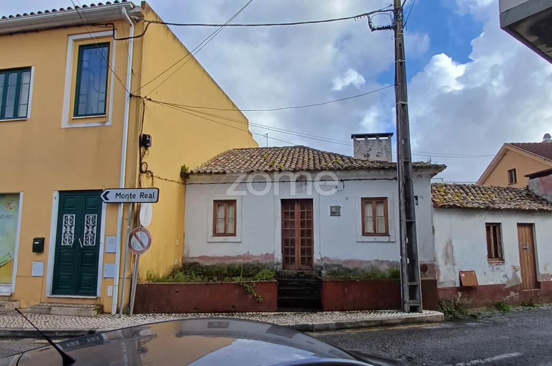 Moradia T5 para Venda em Vieira de Leiria Foto 3