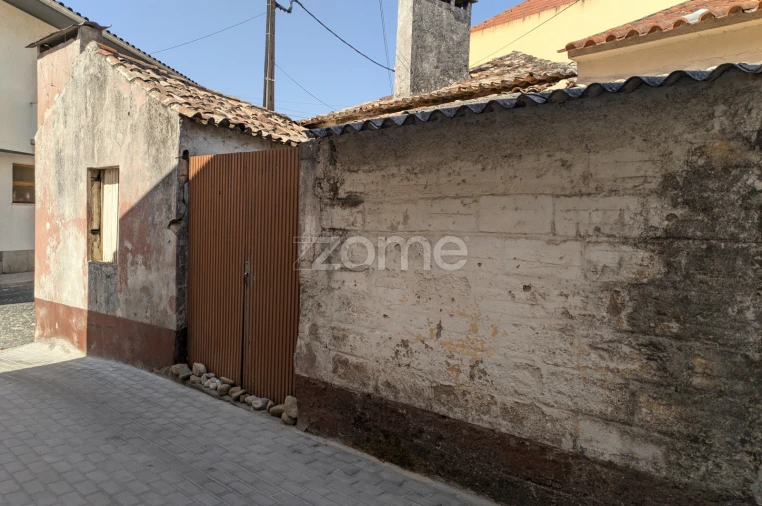 Moradia T5 para Venda em Vieira de Leiria Foto 3