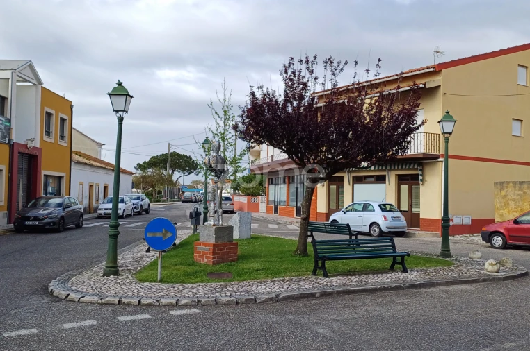 Moradia T5 para Venda em Vieira de Leiria Foto 19