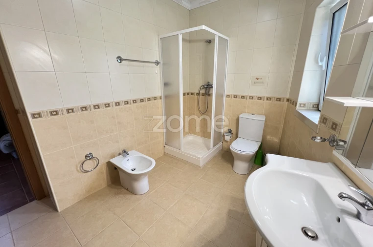 Moradia T3 para Venda em Alvorge Foto 16