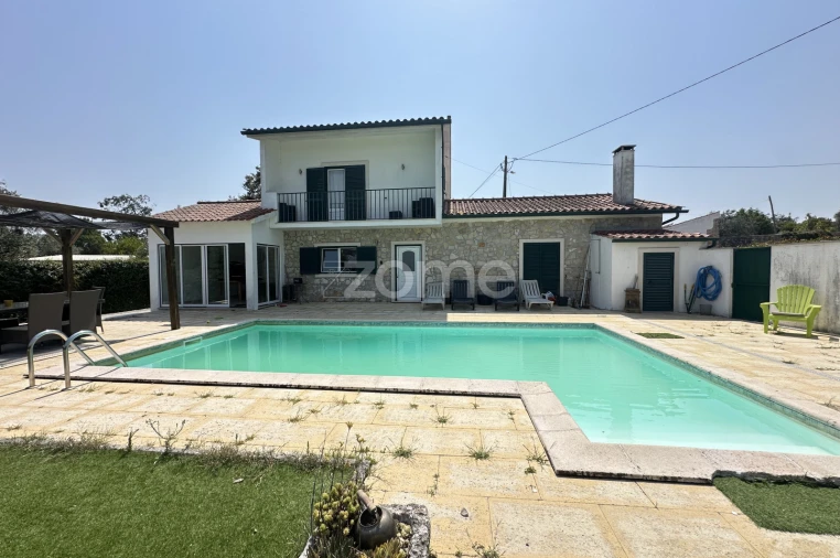 Moradia T3 para Venda em Alvorge Foto 58