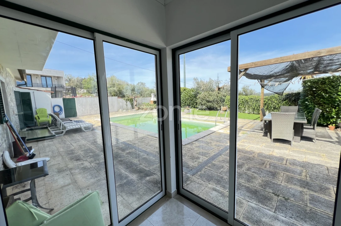 Moradia T3 para Venda em Alvorge Foto 8