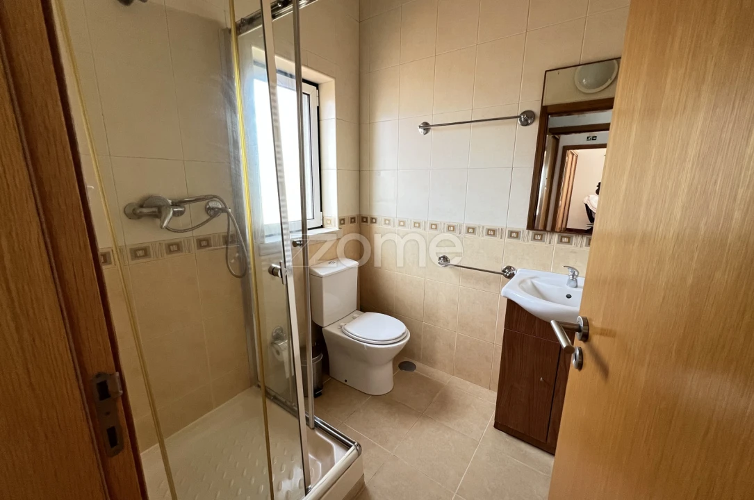 Moradia T3 para Venda em Alvorge Foto 21