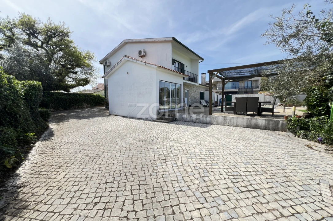 Moradia T3 para Venda em Alvorge Foto 45