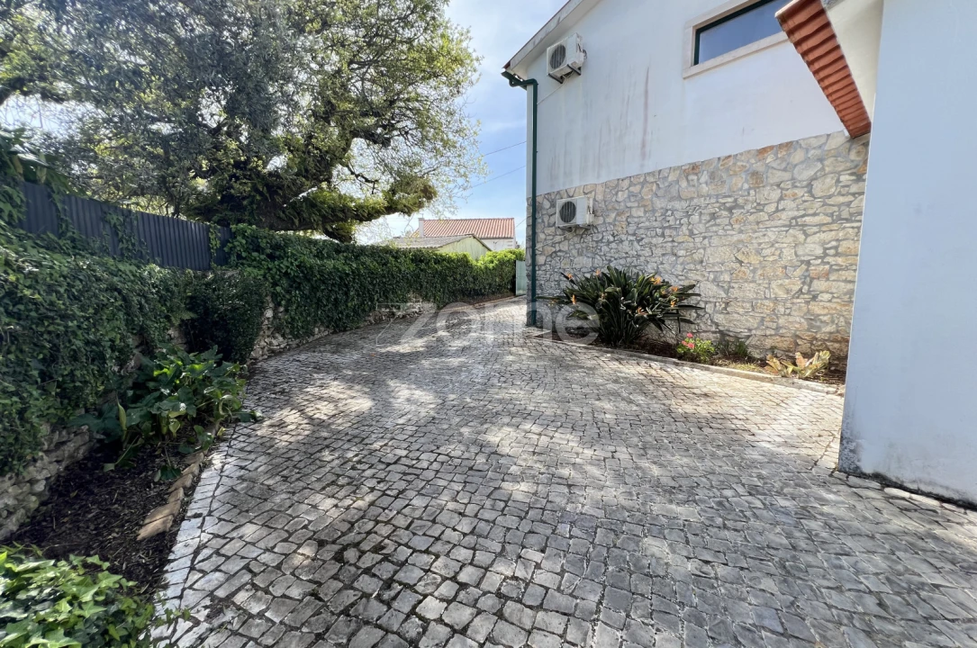 Moradia T3 para Venda em Alvorge Foto 47