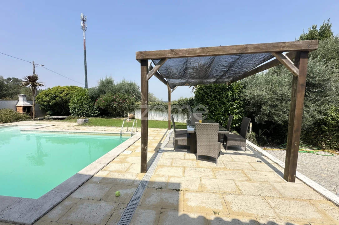 Moradia T3 para Venda em Alvorge Foto 59