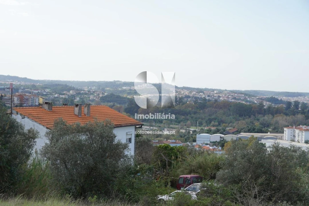 Terreno para Venda em Eiras e São Paulo de Frades Foto 2