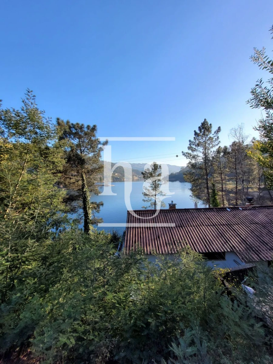 Moradia T4 para Venda em Vilar da Veiga Foto 2