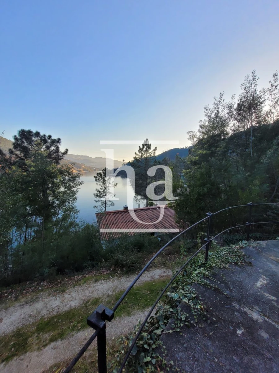 Moradia T4 para Venda em Vilar da Veiga Foto 35