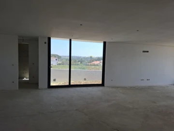 Moradia T4 para Venda em São João das Lampas e Terrugem
