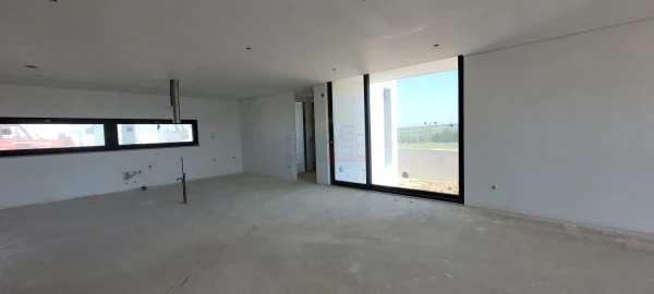 Moradia T4 para Venda em São João das Lampas e Terrugem