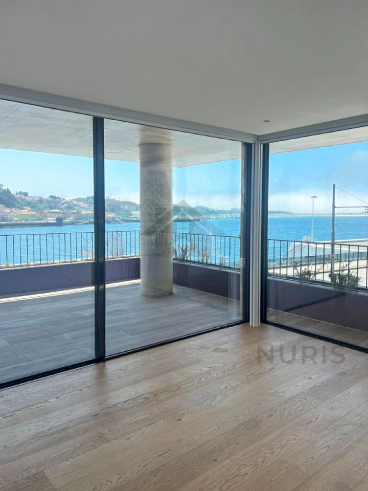Apartamento T4 para Venda em Lordelo do Ouro e Massarelos Foto 24