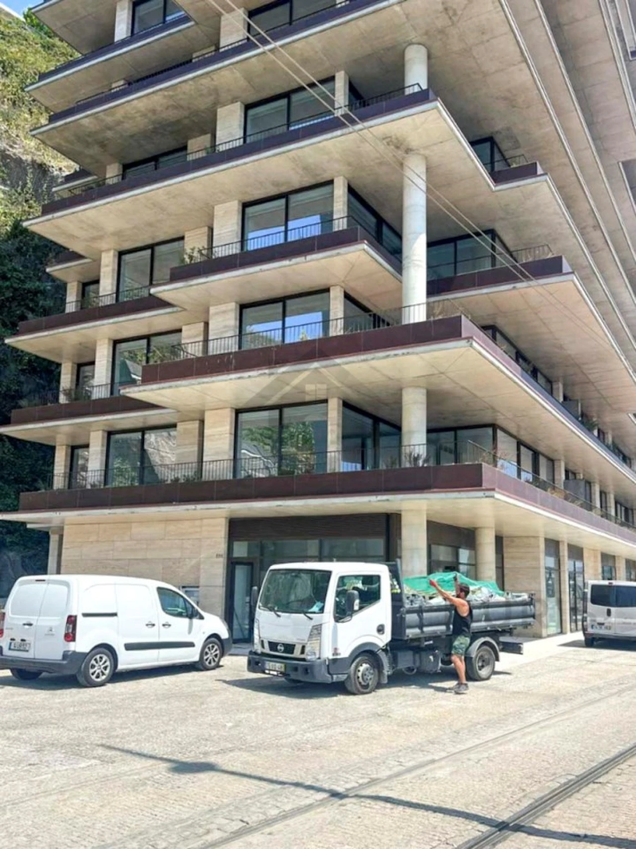 Apartamento T4 para Venda em Lordelo do Ouro e Massarelos Foto 30