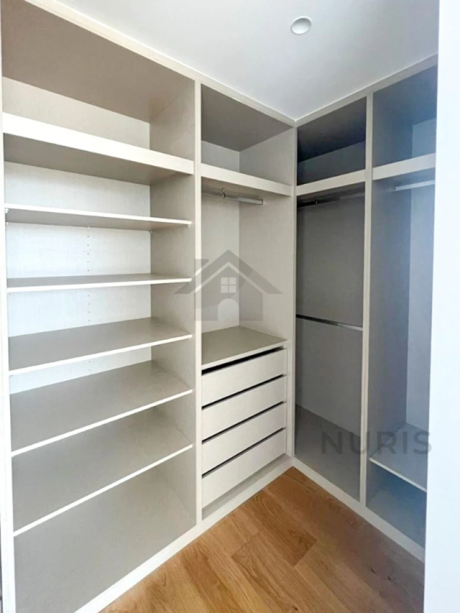Apartamento T4 para Venda em Lordelo do Ouro e Massarelos Foto 19