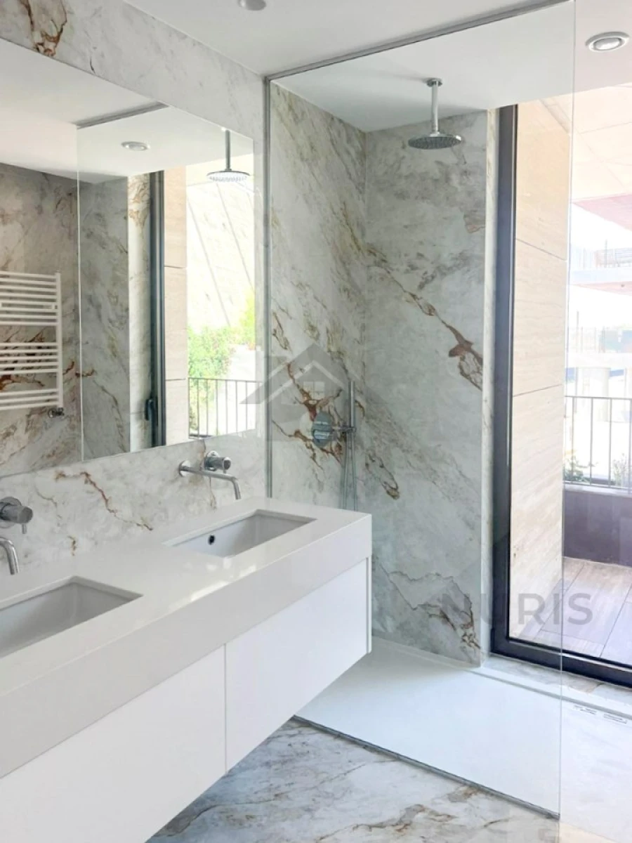 Apartamento T4 para Venda em Lordelo do Ouro e Massarelos Foto 22