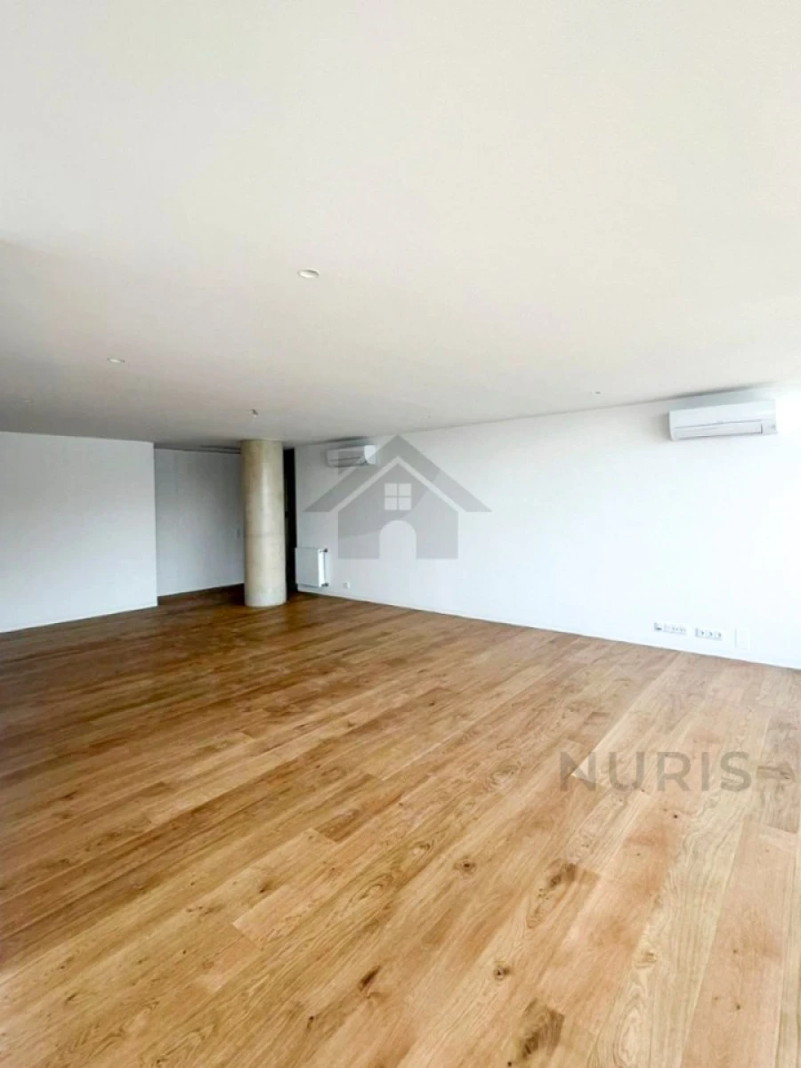 Apartamento T4 para Venda em Lordelo do Ouro e Massarelos Foto 26