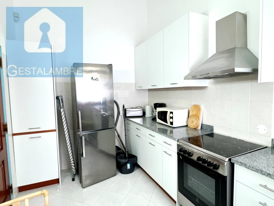 Moradia T4 para Venda em Albufeira e Olhos de Água Foto 8