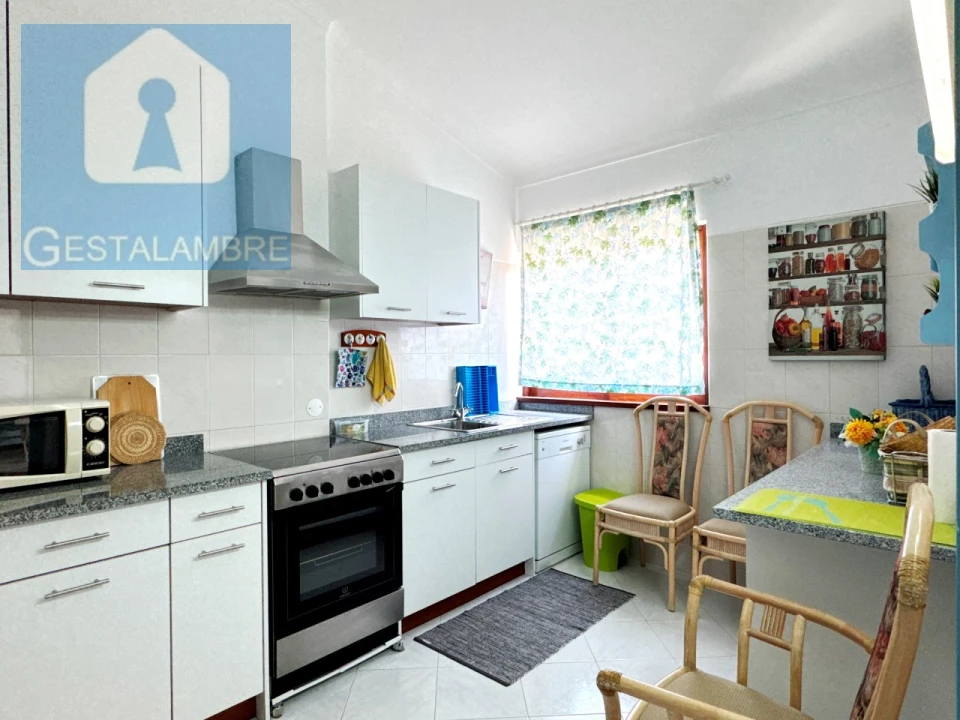 Moradia T4 para Venda em Albufeira e Olhos de Água Foto 9