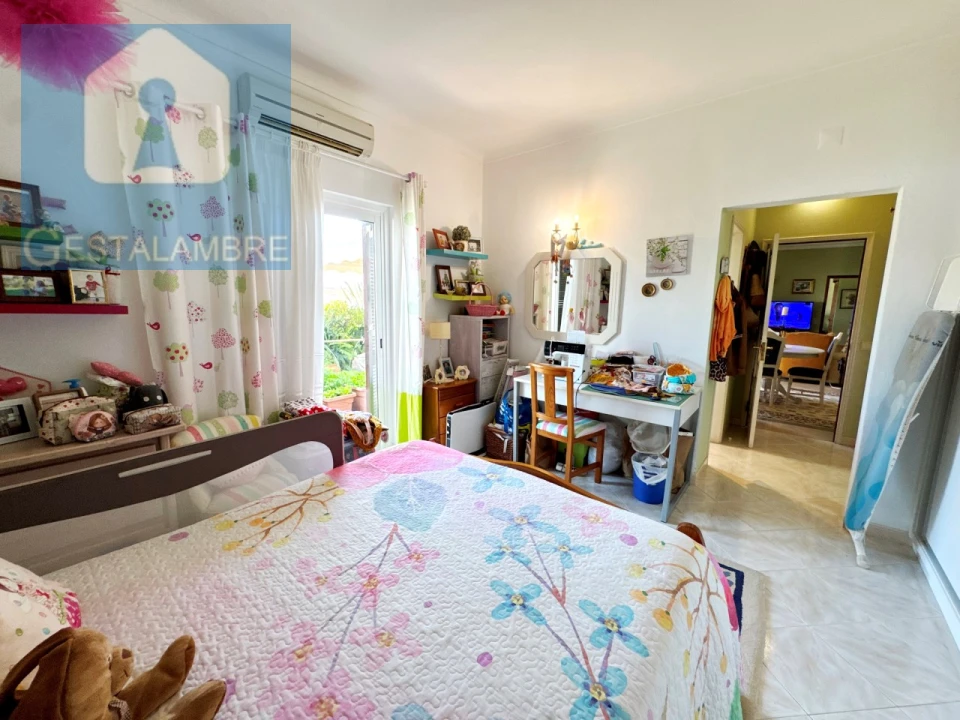 Moradia T4 para Venda em Albufeira e Olhos de Água Foto 27