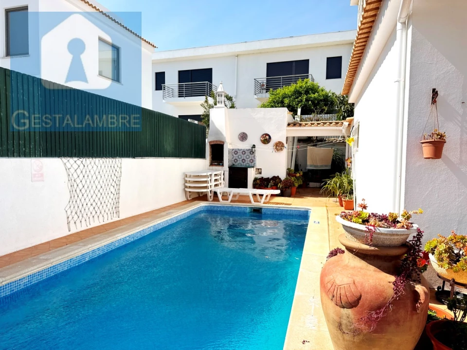 Moradia T4 para Venda em Albufeira e Olhos de Água Foto 39