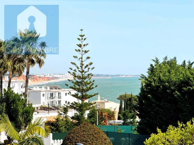Moradia T4 para Venda em Albufeira e Olhos de Água Foto 5