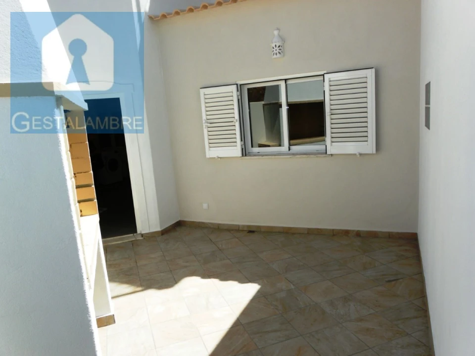 Moradia T3 para Venda em Albufeira e Olhos de Água Foto 11