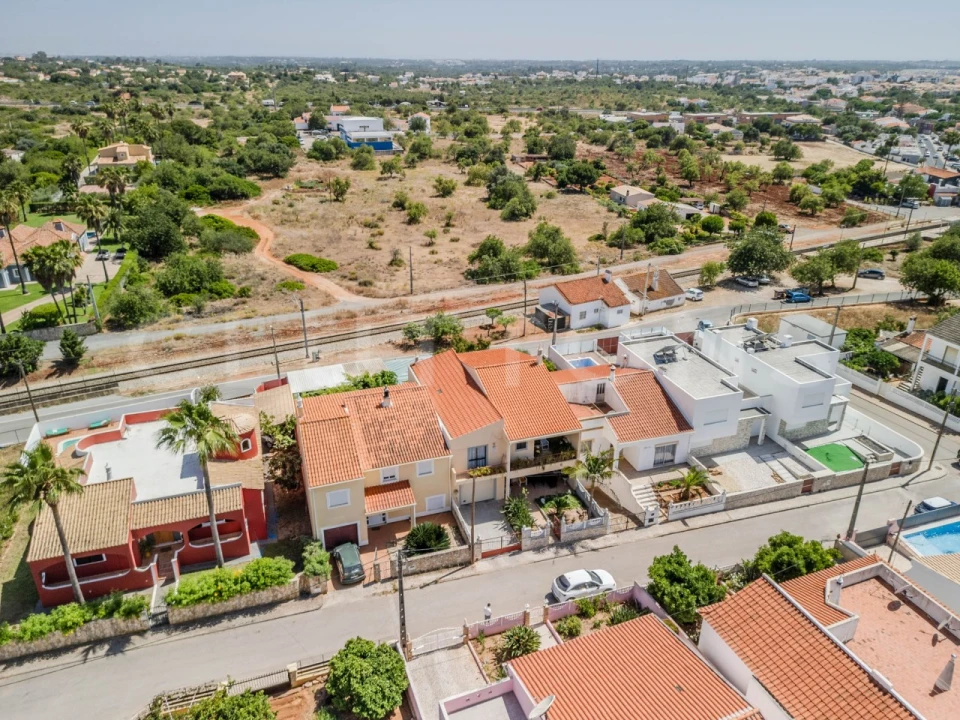 Quinta T4 para Venda em Almancil Foto 29