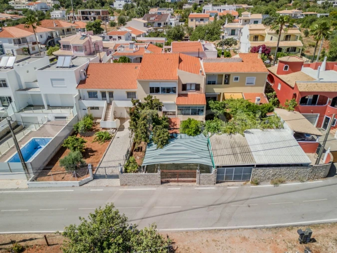 Quinta T4 para Venda em Almancil Foto 16