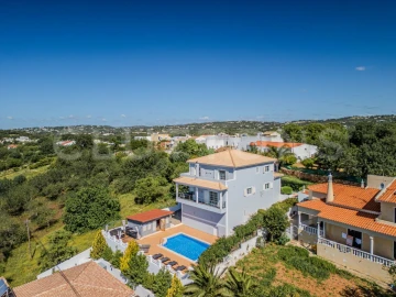Moradia T5 para Venda em Boliqueime
