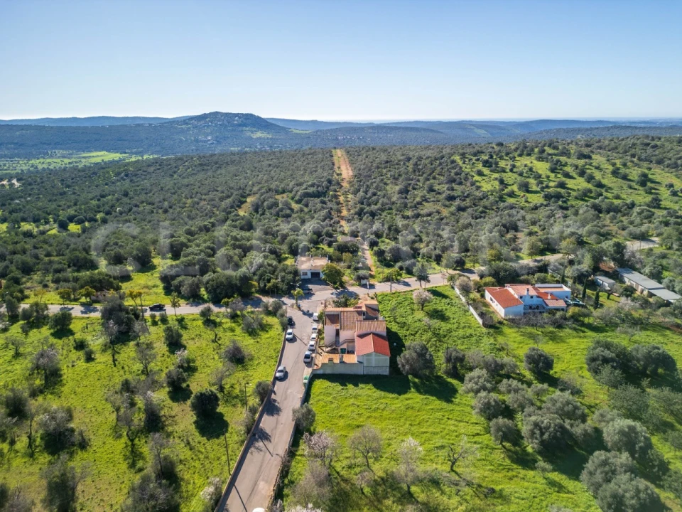 Negócio para Venda em Querença, Tôr e Benafim Foto 42