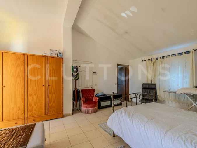 Negócio para Venda em Querença, Tôr e Benafim Foto 18