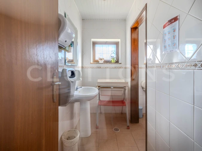 Negócio para Venda em Querença, Tôr e Benafim Foto 40