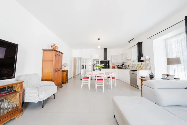 Moradia T5 para Venda em Carvalhal Benfeito Foto 2