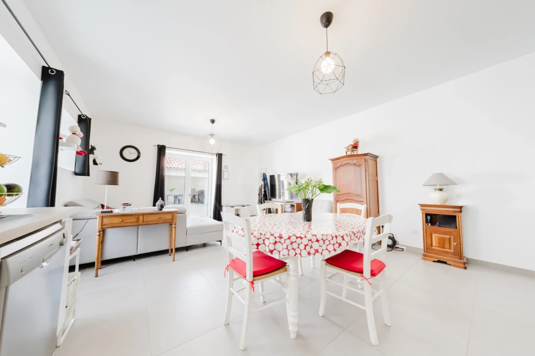 Moradia T5 para Venda em Carvalhal Benfeito Foto 3