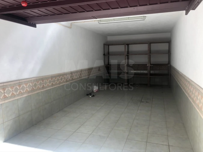 Garagem para Venda em Póvoa de Santa Iria e Forte da Casa
