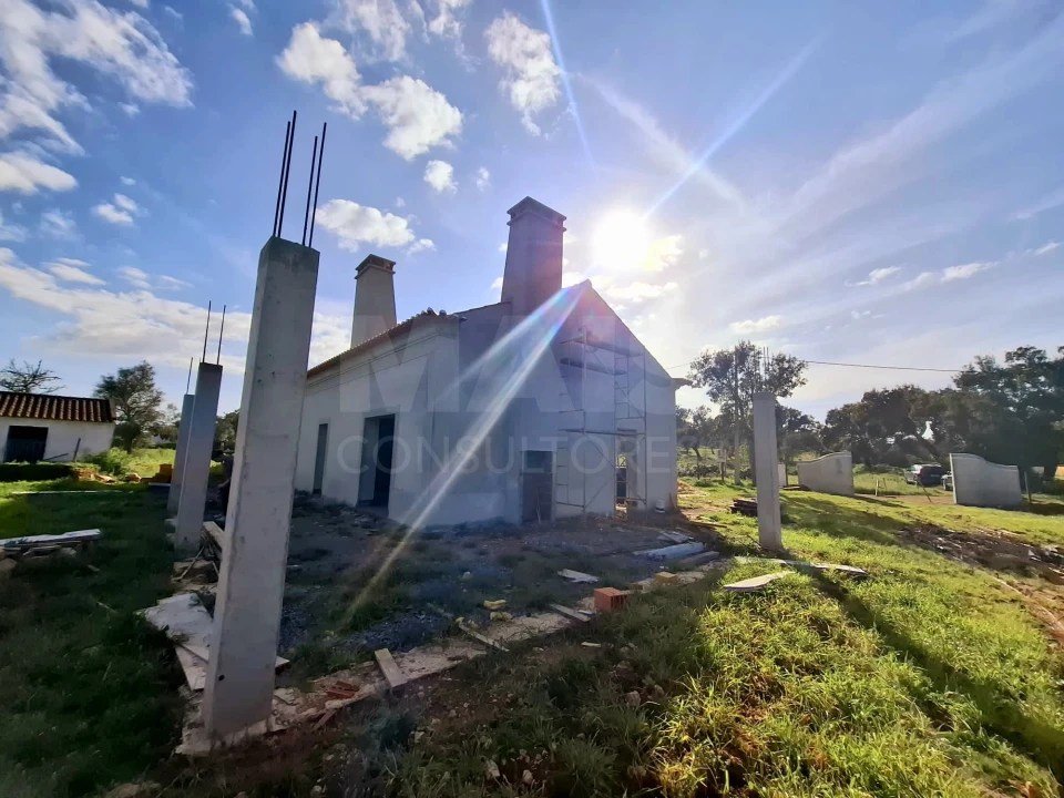 Moradia T4 para Venda em Cercal Foto 3