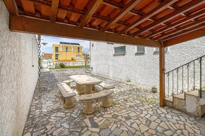 Moradia T4 para Venda em Oliveira do Douro