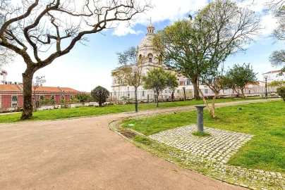Prédio para Venda em São Vicente