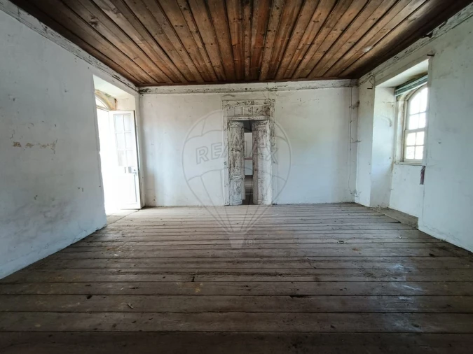 Moradia T4 para Venda em Macieira de Sarnes Foto 15