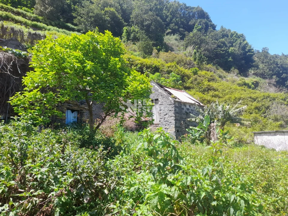 Terreno para Venda em Seixal Foto 1