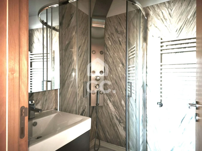 Apartamento T3 para Arrendamento em Santa Marinha Foto 19