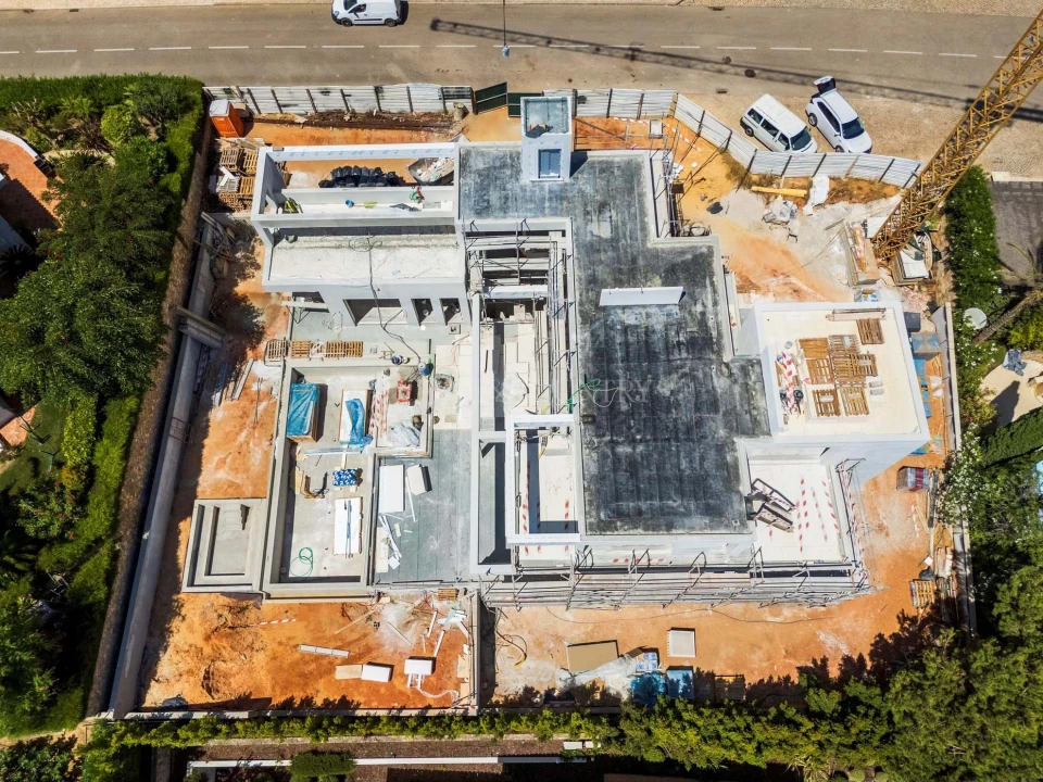 Moradia T4 para Venda em Almancil Foto 10